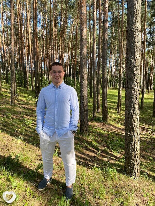 Арсений, 21, Минске — анкета №2652173