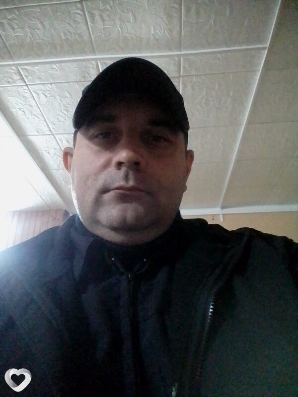 Артем, 39, Краснодоне — анкета №2652502