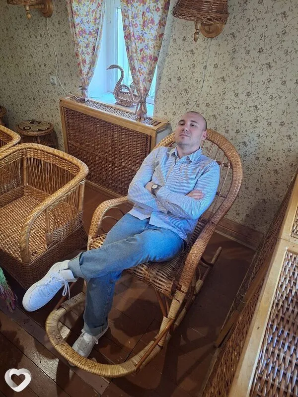 Артем, 28, Москве — анкета №2652574