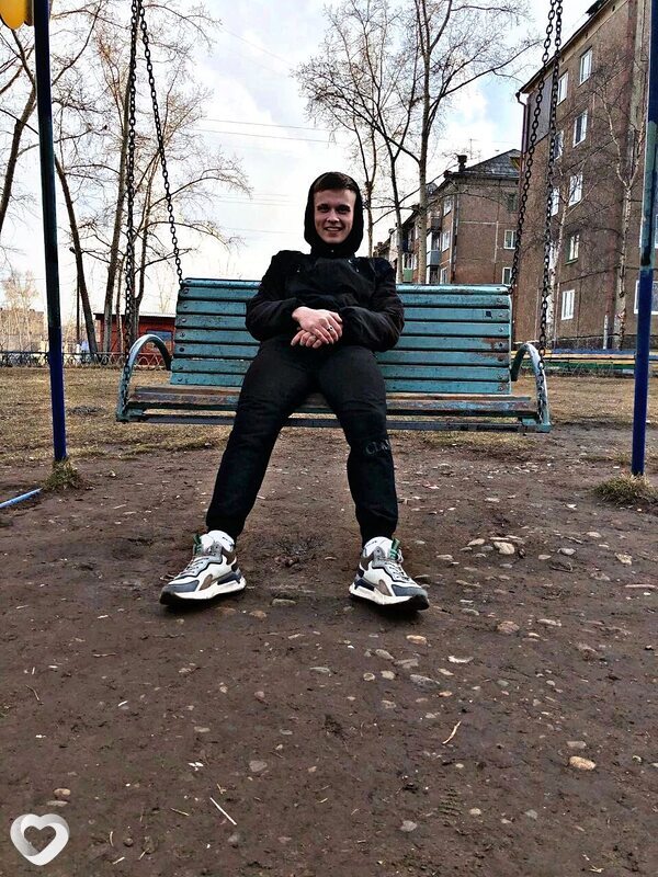 Дима, 21, Братске — анкета №2653840