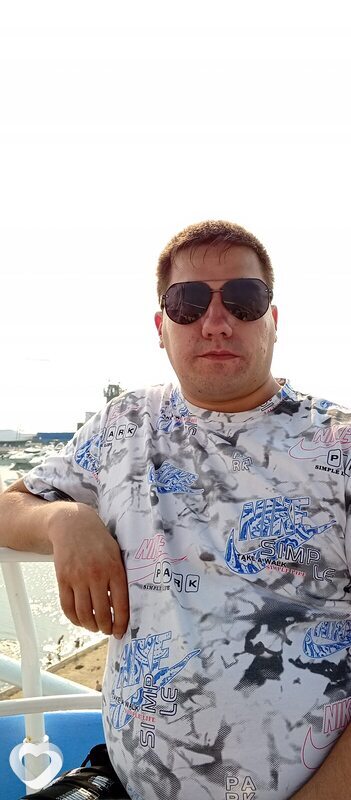 Артём, 27, Находке — анкета №2653666