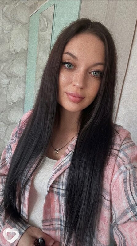 Лиза, 22, Бийске — анкета №2654717