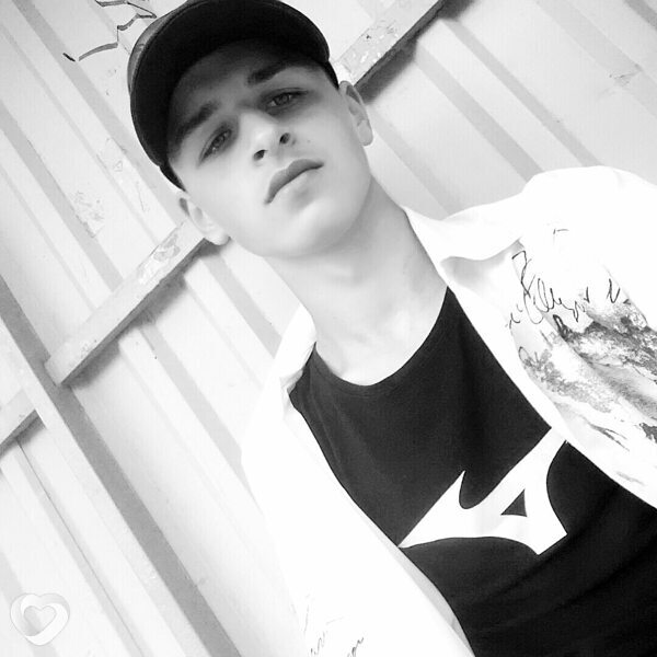 Павел, 21, Гродно — анкета №2655326