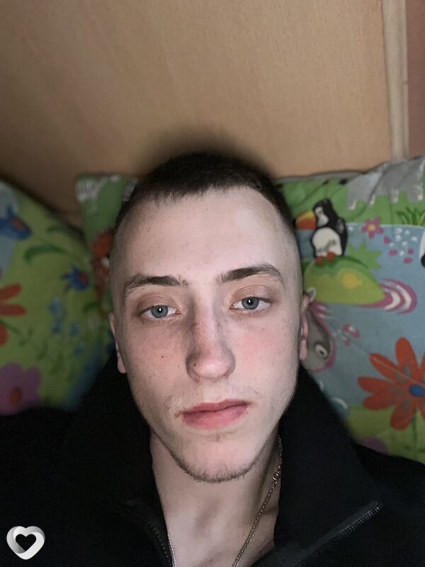 Кирилл, 21, Новокузнецке — анкета №2655492