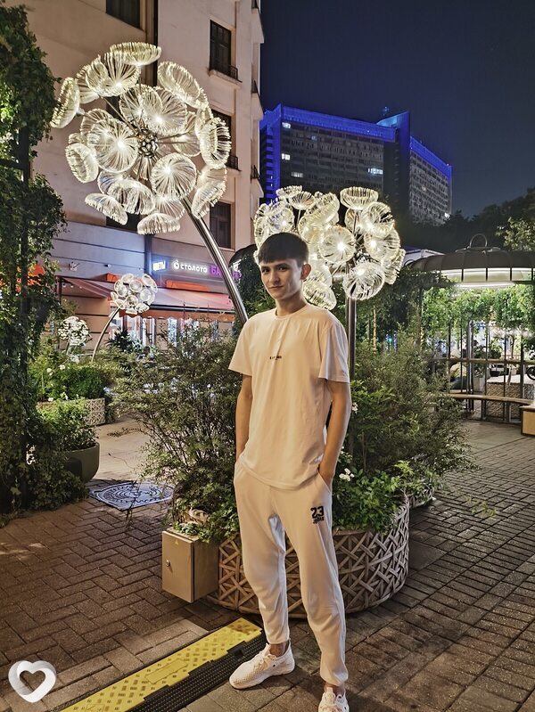 Тимур, 20, Москве — анкета №2656704