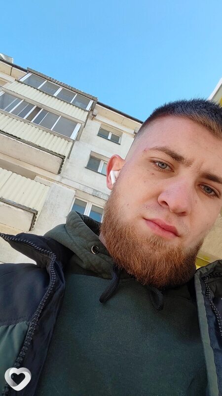 Олег, 23, Витебске — анкета №2656778