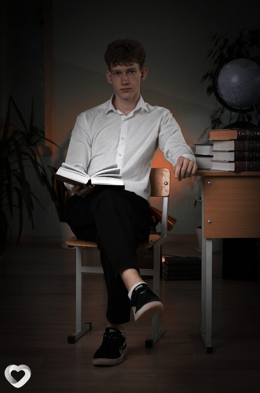 Алексей, 19, Лиде — анкета №2657170