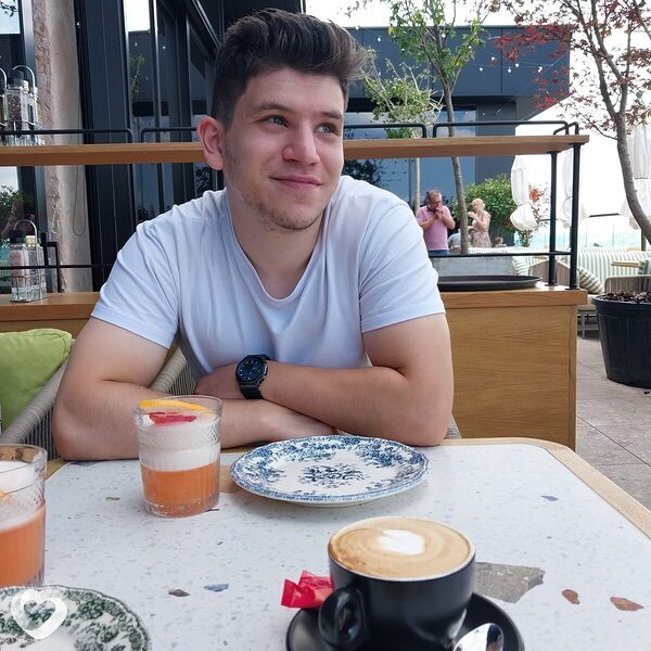 Эдуард, 27, Кишинёв — анкета №2657085