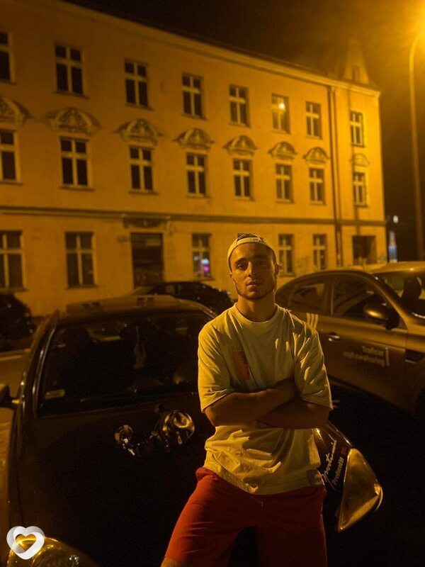 Gio, 24, Познань — анкета №2657007