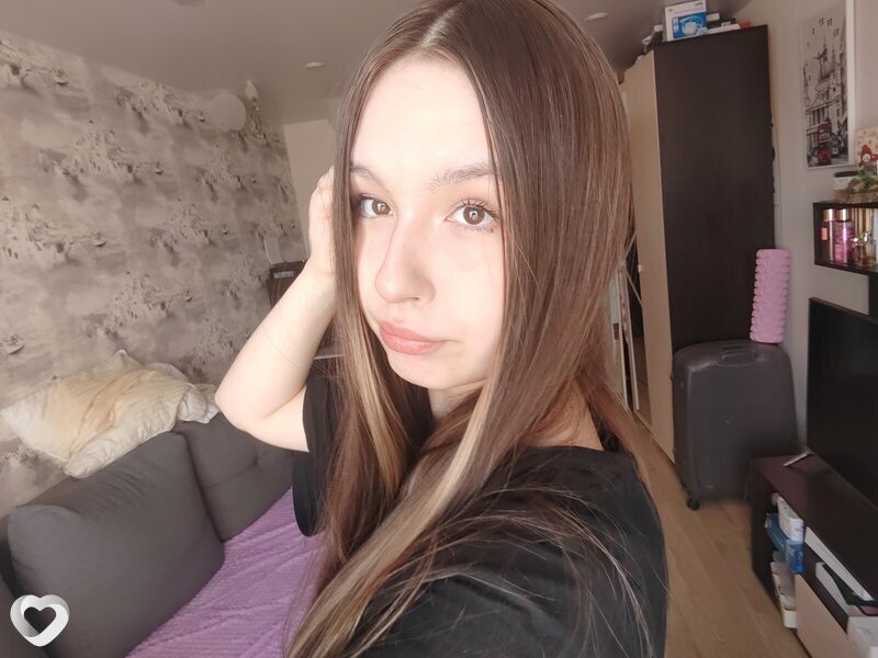 Вика, 19, Санкт-Петербурге — анкета №2657776