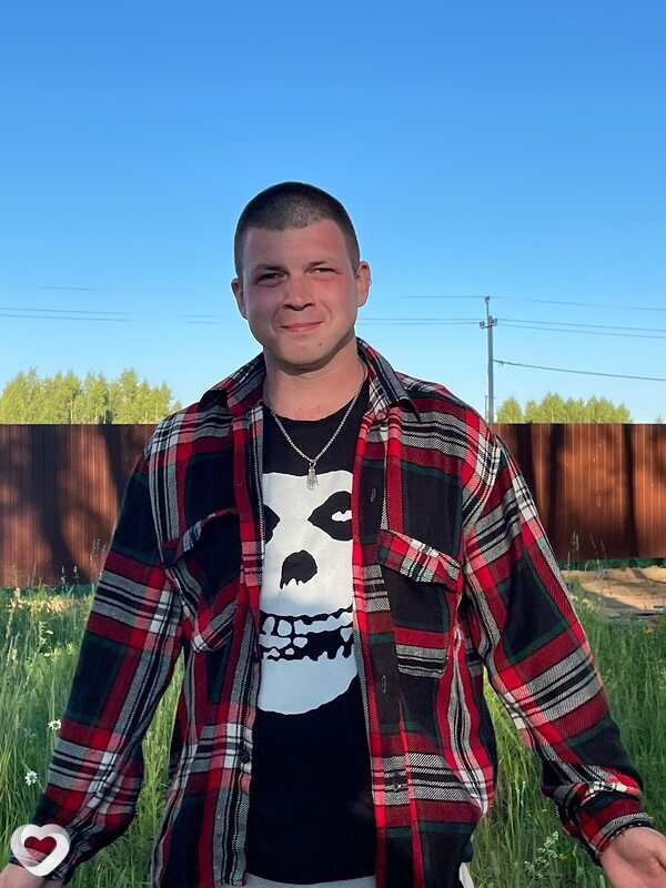 Артем, 27, Иванове — анкета №2658142