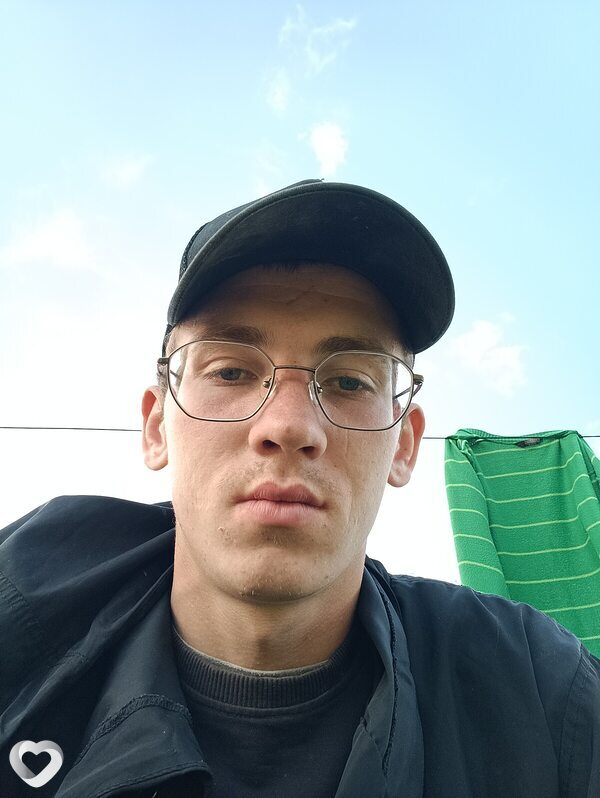 Саша, 20, Барановичах — анкета №2657844
