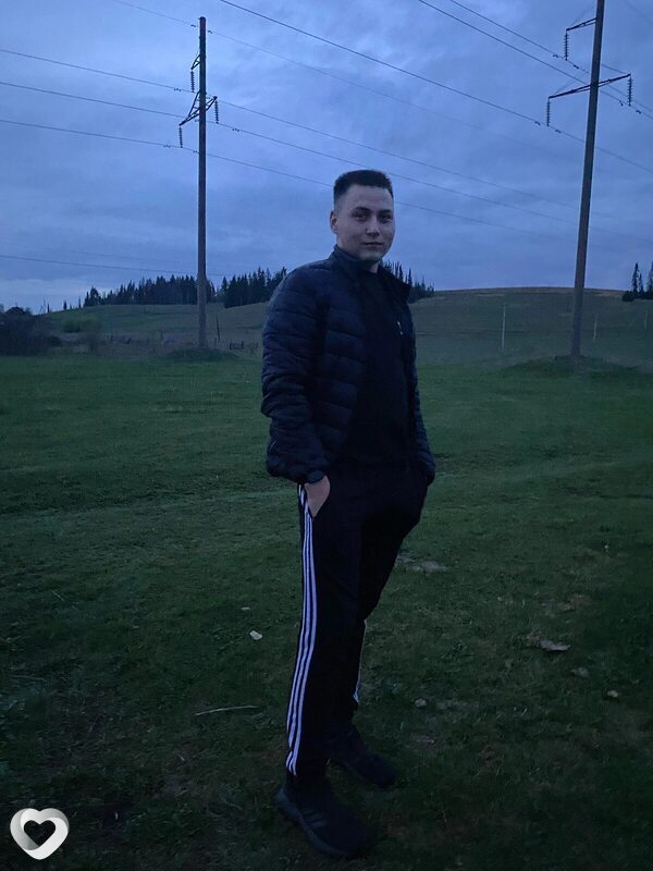 Роман, 21, Костроме — анкета №2658272