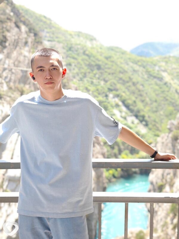 Тимур, 21, Пятигорске — анкета №2658537