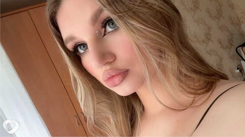 Настя, 21, Минске — анкета №2658436