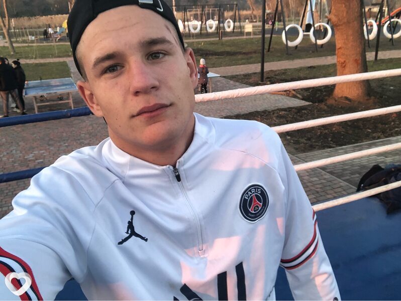 Руслан, 20, Краснодаре — анкета №2658832