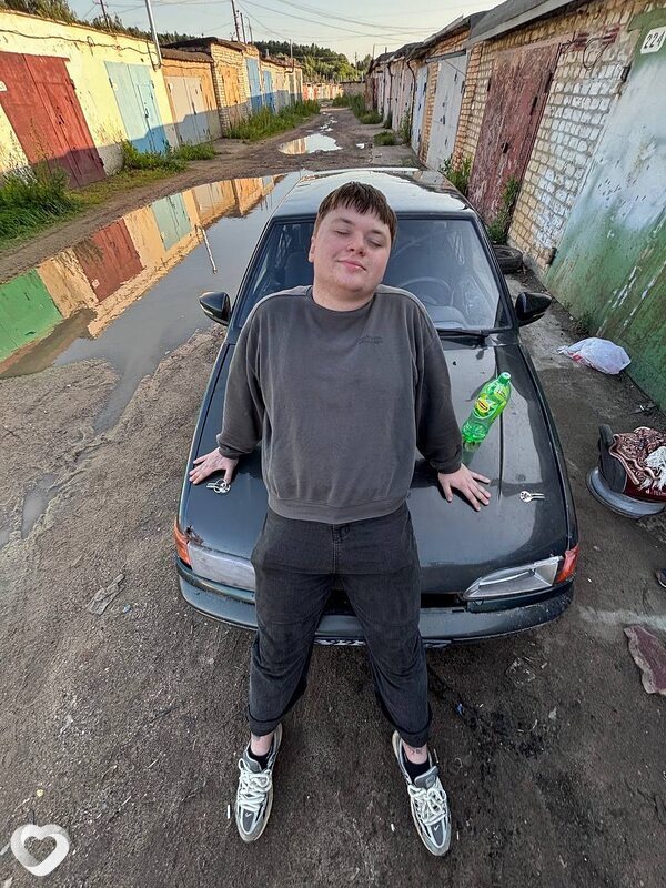 Данил, 21, Орёл — анкета №2658983