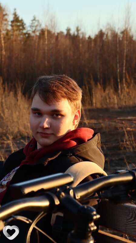 Олег, 19, Москве — анкета №2658865