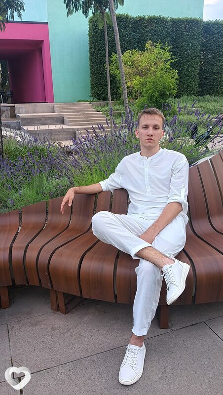 Дмитрий, 19, Москве — анкета №2659066