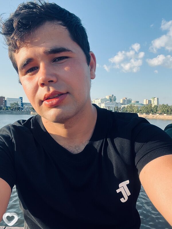 Азиз, 23, Челябинске — анкета №2659470