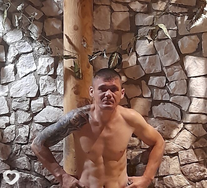Кирилл, 39, Волжском — анкета №2659562