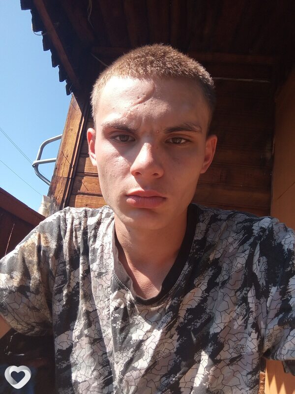 Костя, 19, Чите — анкета №2660759