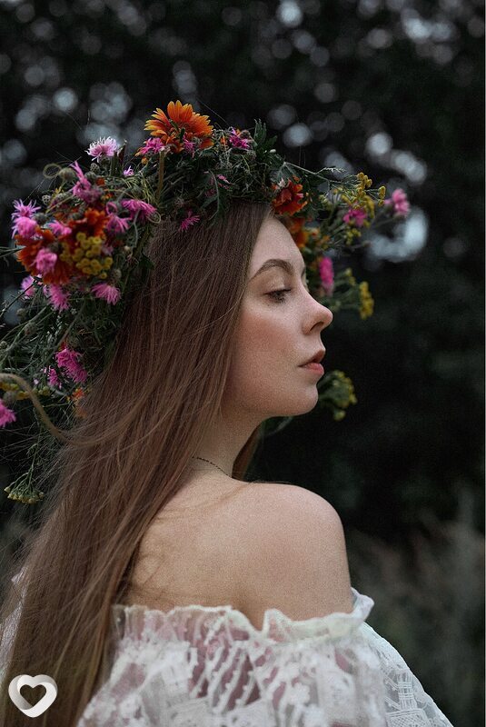 Алёна, 21, Солигорске — анкета №2661446