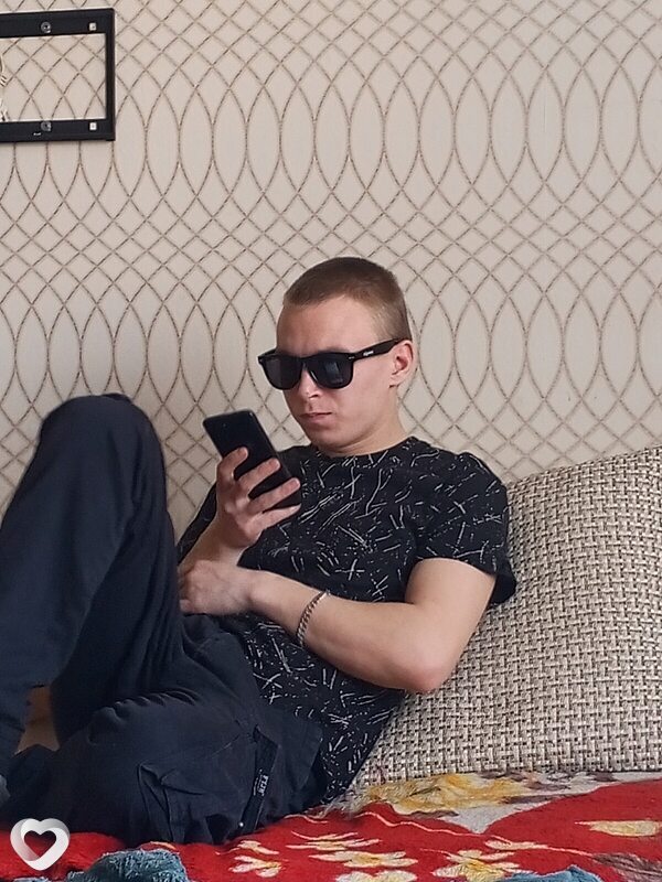 Антон, 22, Челябинске — анкета №2661815