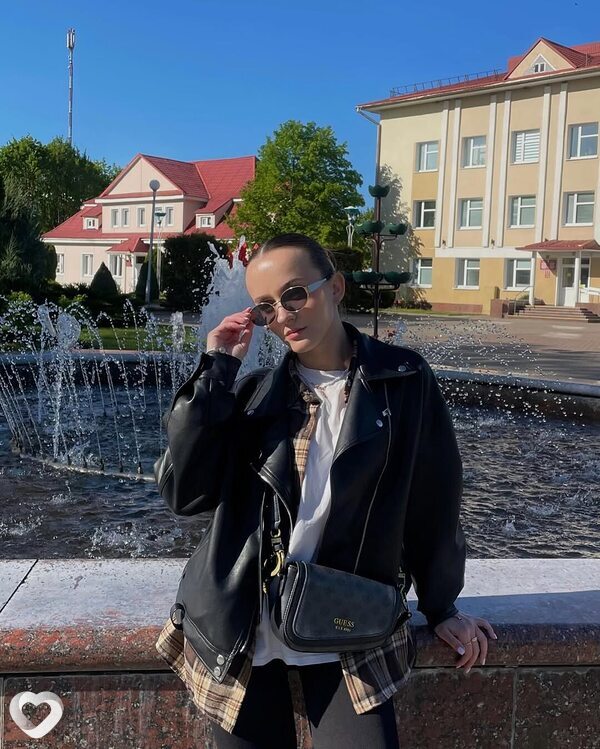 Алина, 27, Столине — анкета №2662825