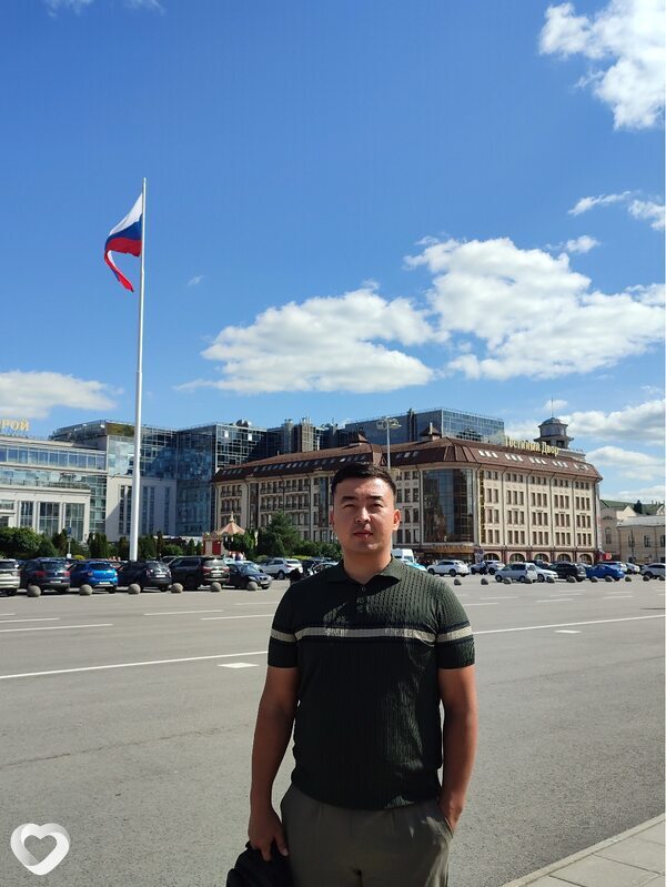 Бека, 25, Новомосковске — анкета №2662839