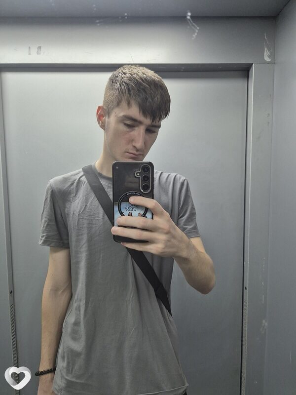 Родион, 19, Санкт-Петербурге — анкета №2662292