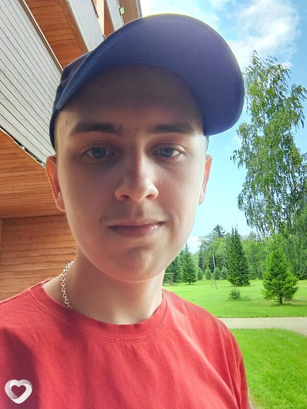 Дмитрий, 19, Прокопьевске — анкета №2662929