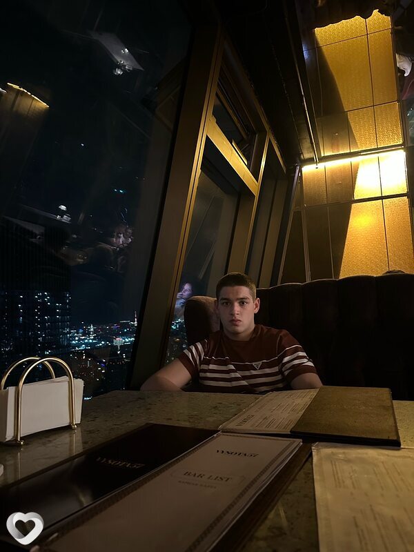 Давид, 19, Москве — анкета №2663757