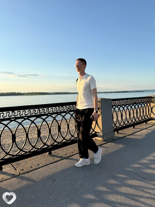 Кирилл, 20, Самаре — анкета №2664373