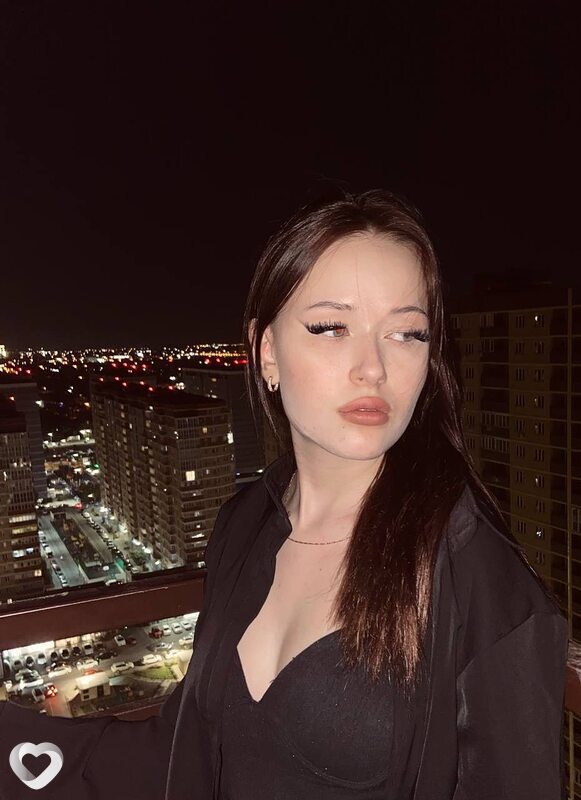 Елена, 19, Краснодаре — анкета №2663973