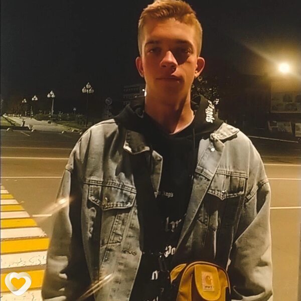 Ренат, 20, Копыле — анкета №2664803