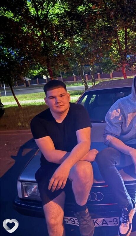 Александр, 19, Столине — анкета №2664637