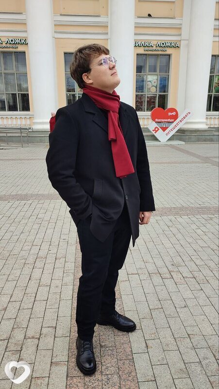 Александр, 21, Челябинске — анкета №2665035