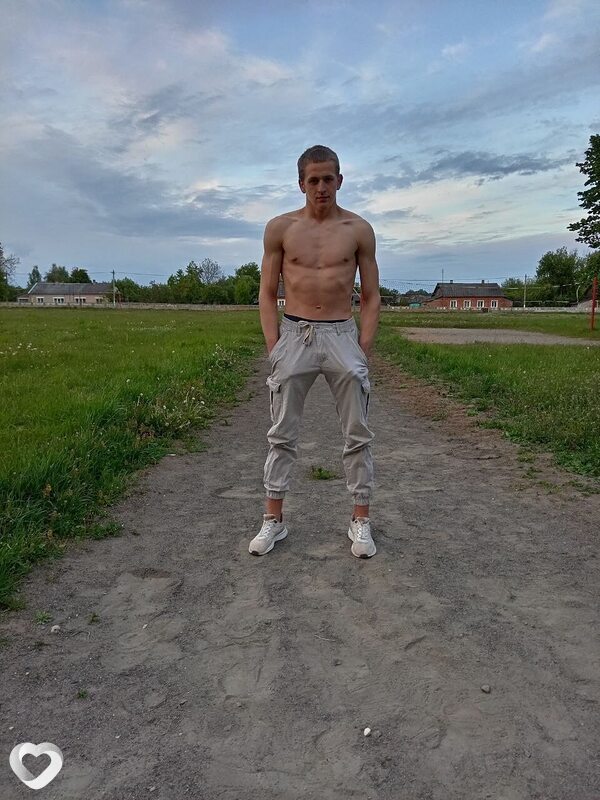 Артём, Ляховичи