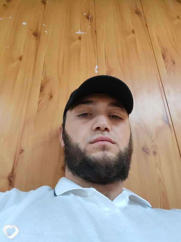 Расул, 26, Нижневартовске — анкета №2666750