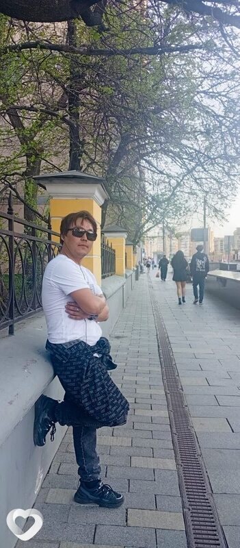 Юра, 28, Москве — анкета №2665917
