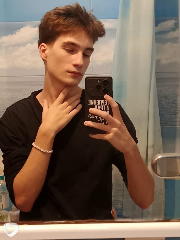 Иван, 19, Минске — анкета №2666324