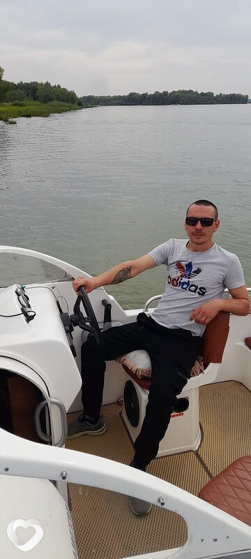 Валентин, 32, Астане — анкета №2666218