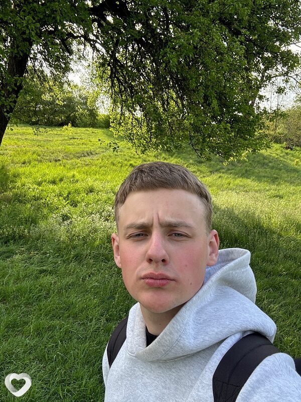 Дима, 21, Бресте — анкета №2666343