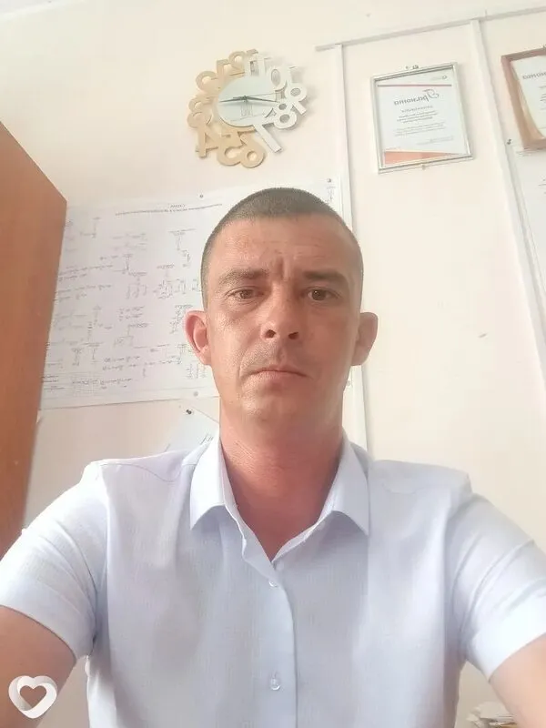 Максим, 36, Змеиногорске — анкета №2666971
