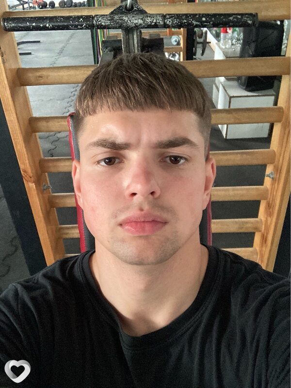 Роман, 21, Солигорске — анкета №2666972