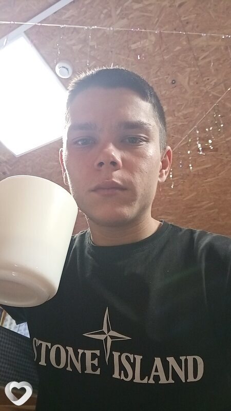 Андрей, 21, Назарове — анкета №2667414