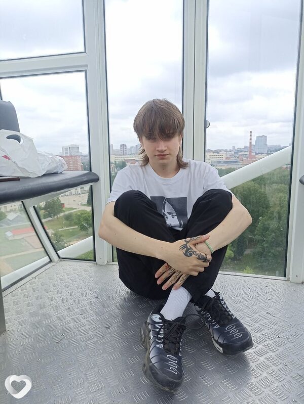 Арсений, 19, Москве — анкета №2667856