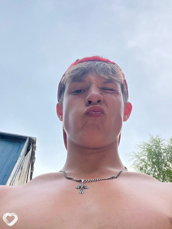 Эмир, 21, Ярославле — анкета №2667773