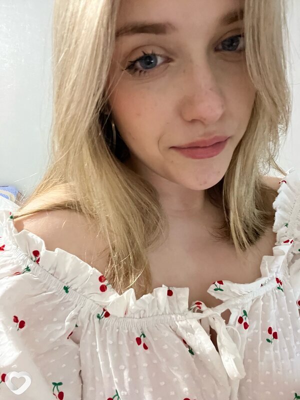 Уля, 19, Красноярске — анкета №2668172